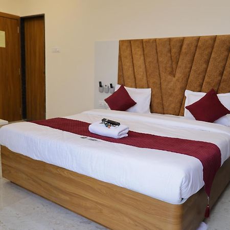 Hotel The Prime Land Hoshangabad Eksteriør billede